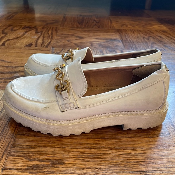 Circus White Loafers with Gold Buckle - Picture 4 of 4